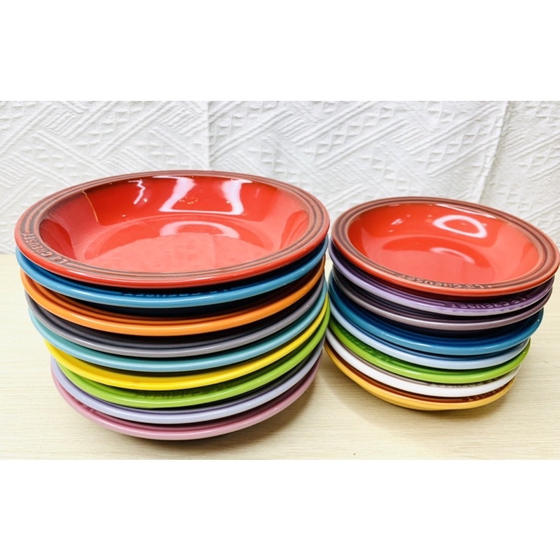 Đĩa sâu lòng 2 size lớn, nhỏ đường kính 20cm và 15cm -  LCreuset, men bóng màu pastel sang trọng