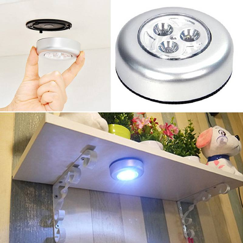 Đèn Led Gắn Tường Không Dây Chạy Bằng Pin