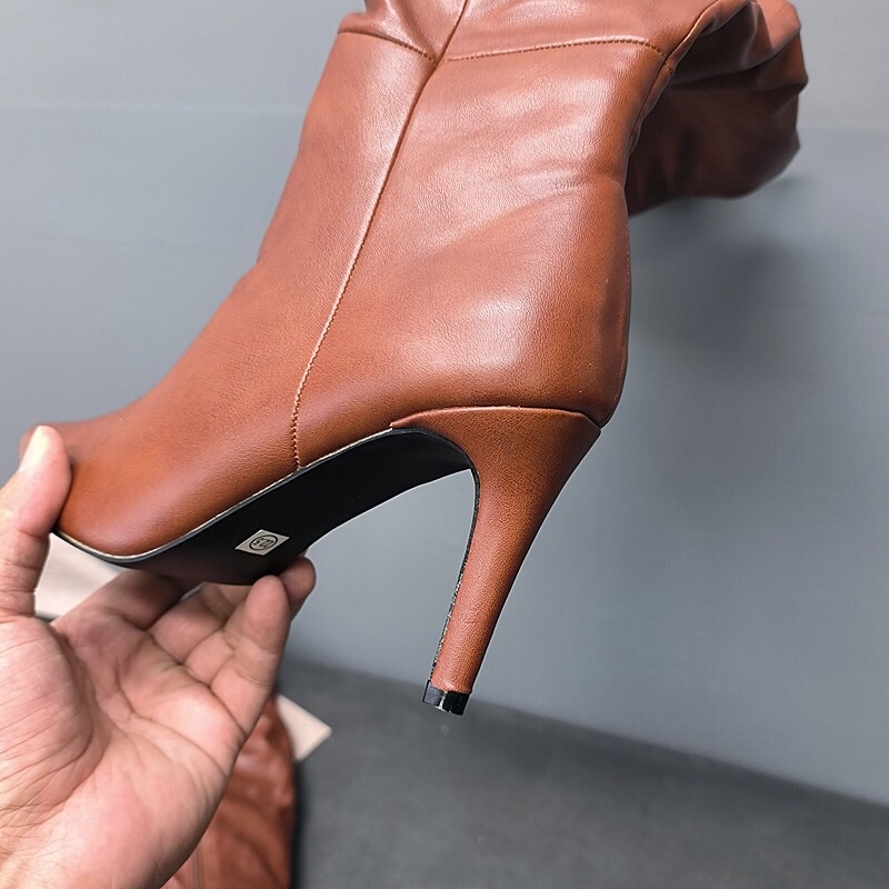 Boots da mềm gót nhỏ xuất uk