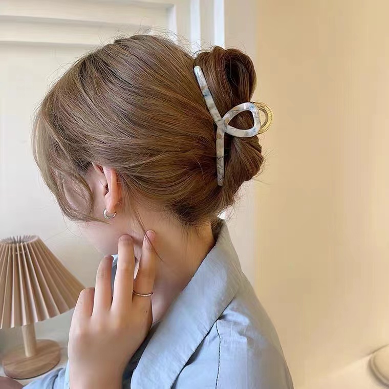 Kẹp Tóc Càng Cua Sau Lưng Họa Tiết Da Báo Kiểu Hàn Quốc Thanh Lịch Cho Nữ