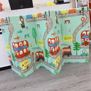 THẢM XỐP GẤP GỌN ( GIAO MÀU NGẪU NHIÊN ).