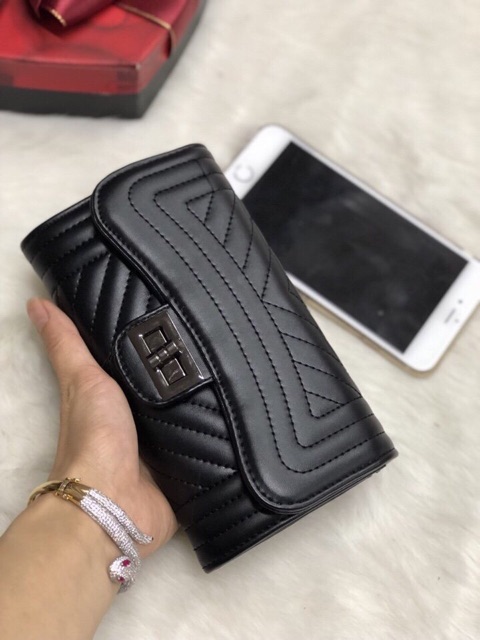 Ví cầm tay
