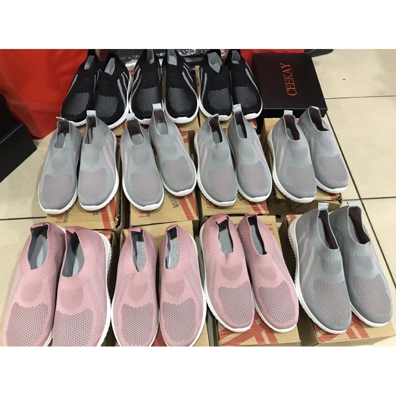 Giày slip on