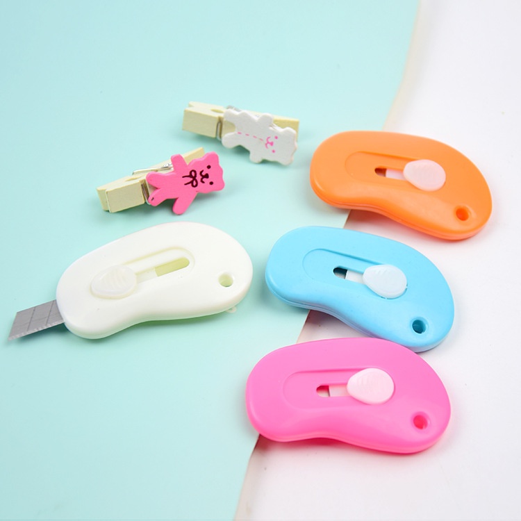 Dao rọc giấy bỏ túi mini thiết kế hình đáng yêu tiện lợi màu sắc ngẫu nhiên - văn phòng phẩm - HOKAMI STORE