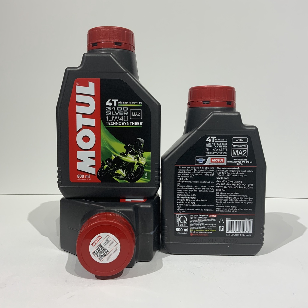 [Mã LIFEAUMAY giảm 10% tối đa 30k đơn 150k] Nhớt Motul 3100 Silver