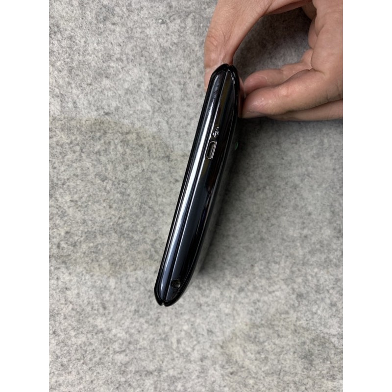 Điện thoại chơi game sony ericsson play R800i chính hãng