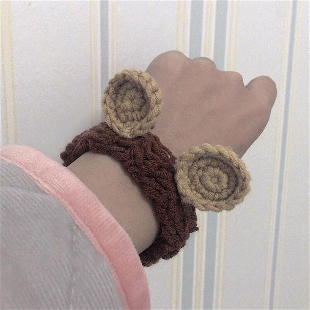 Vòng Đeo Tay Đan Len Hình Gấu Đáng Yêu Cho Cặp Đôi