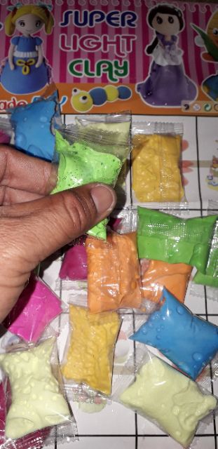 Combo 20 túi đất sét nặn nhiều màu có trọng lượng 200g