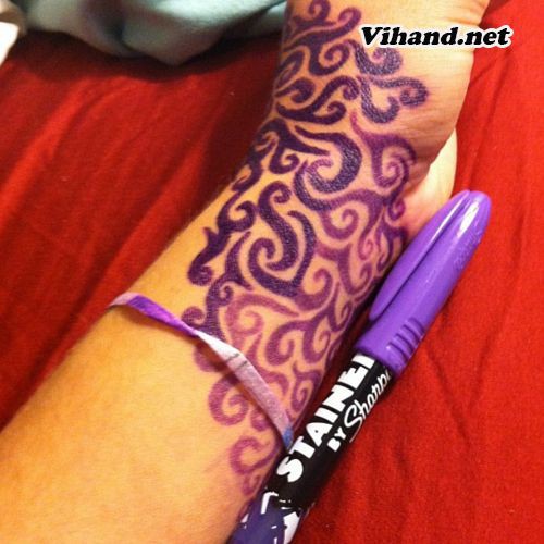 Bút vẽ lên vải giặt không phai màu Sharpie Stained