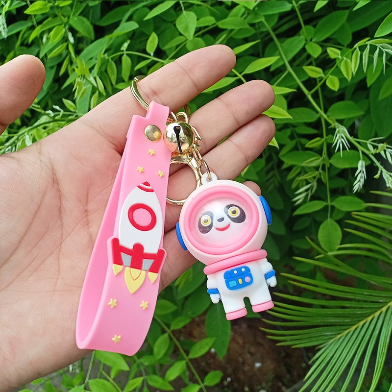 Móc khóa phi hành gia hình gấu trúc hoạt hình dễ thương
