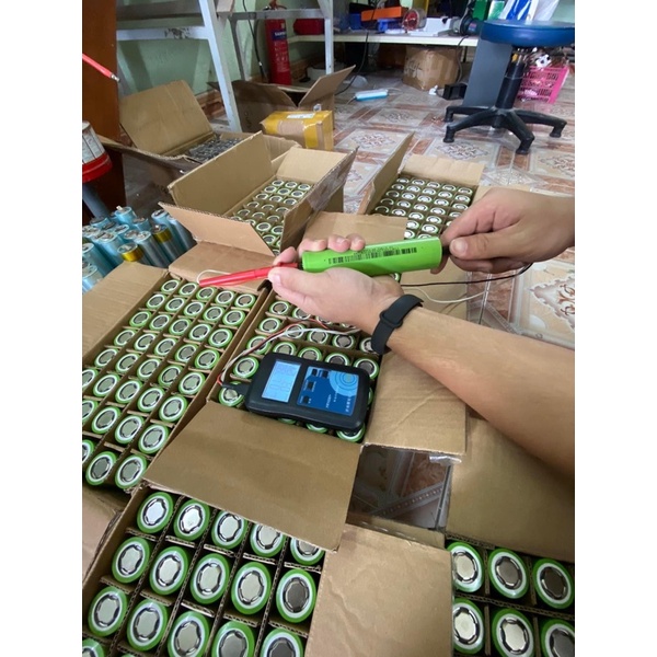 Pin lithium sắt 32700- 3.2V 6.0Ah/ 32800 7Ah 3.2V