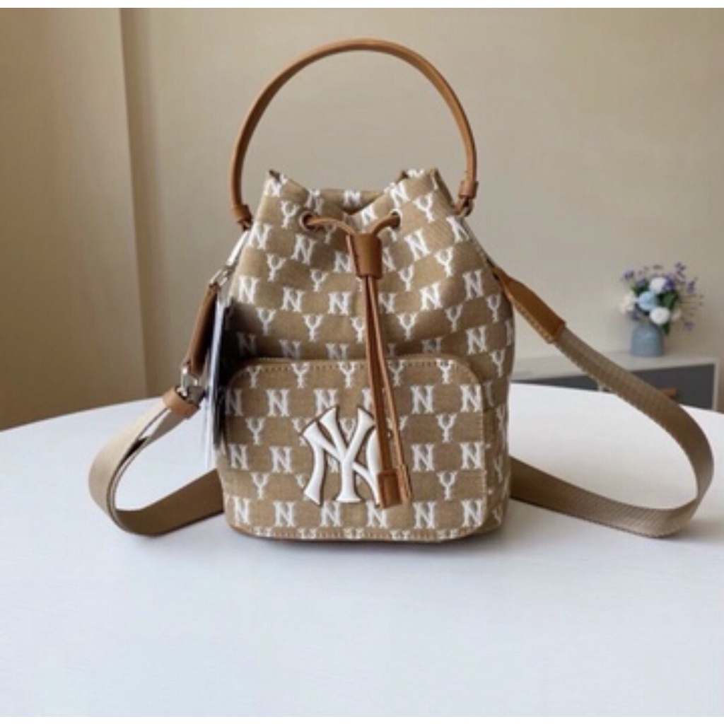 MLB - Túi rút dây Monogram Jacquard Bucket Mini
