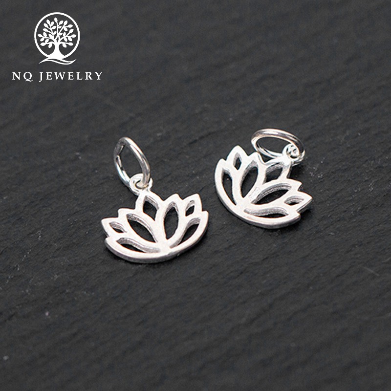 Mặt dây chuyền bạc hình hoa sen treo - NQ Jewelry