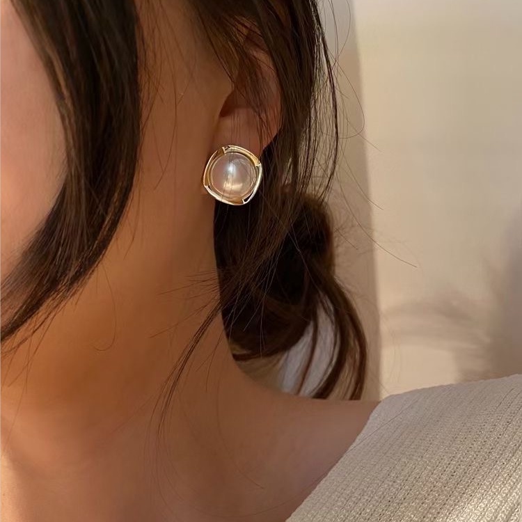 Bông Tai Mạ Bạc 925 Hình Vuông Đính Ngọc Trai Đơn Giản Phong Cách Hàn Quốc