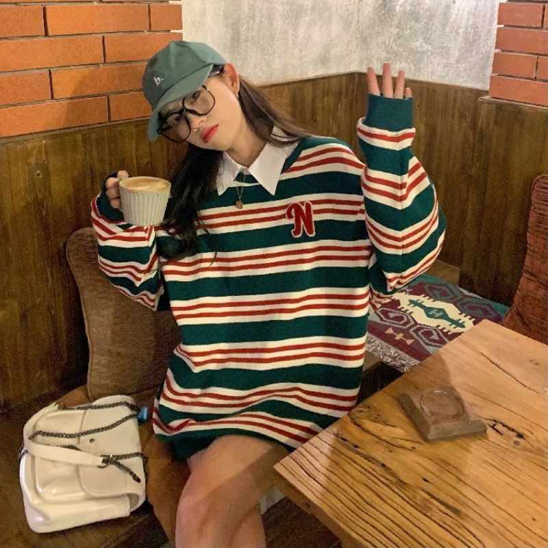 Áo sweater cổ tròn dài tay dáng rộng kẻ sọc dày dặn phong cách mới thời trang thu đông 2021 cho nữ