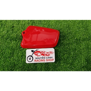 Nắp cốp xe 67 kim loại sơn đỏ