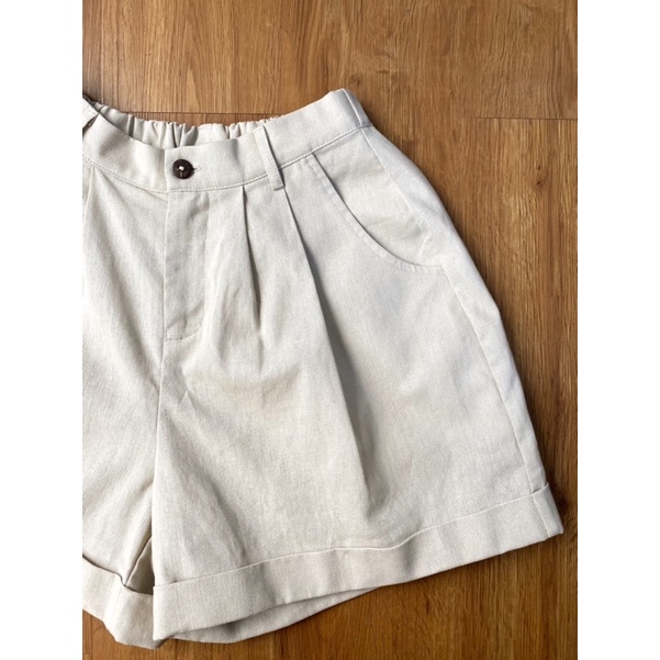 Quần short ống rộng