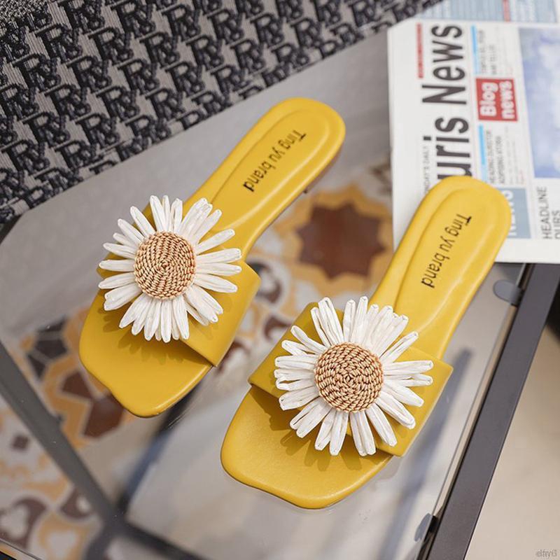 Korean Wild Sweet Temperament Wild Flat Bottom Flower Flip Flops Fashion Sandals And Slippers