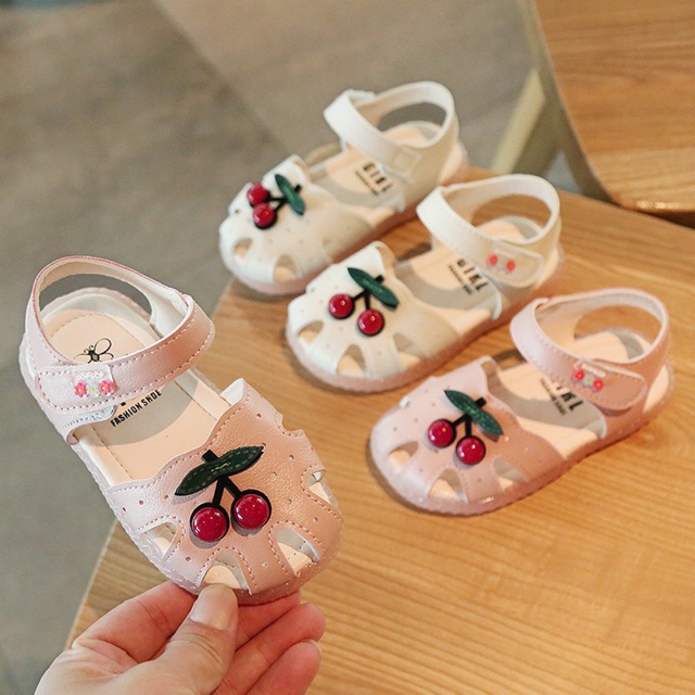 Sandal cherry