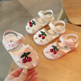 Sandal cherry