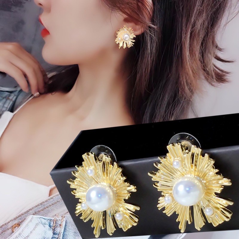 Khuyên tai nữ cá tính thiết kế trang trọng sang chảnh phong cách Hàn Quốc