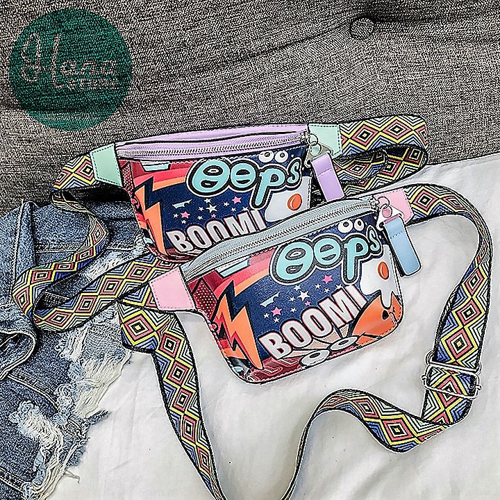 TÚI ĐEO CHÉO HOẠT HÌNH - TÚI ĐEO CHÉO NỮ DÂY CHỮ BẢN TO SIÊU TEEN 2412-THN2101 | BigBuy360 - bigbuy360.vn