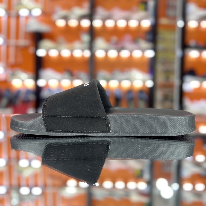 Dép Essentials Quai Ngang Chóng Nước