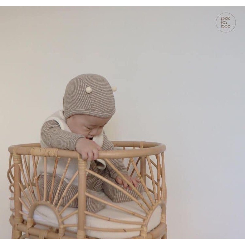 Set jumpsuit liền bàn kèm mũ Peekaboo🇰🇷