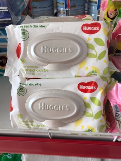 Khăn ướt Huggies 64 miếng