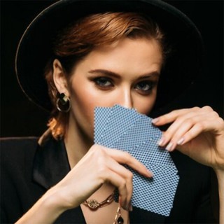 Bài poker nylon không thấm nước 100% plastic cảm giác đã tay