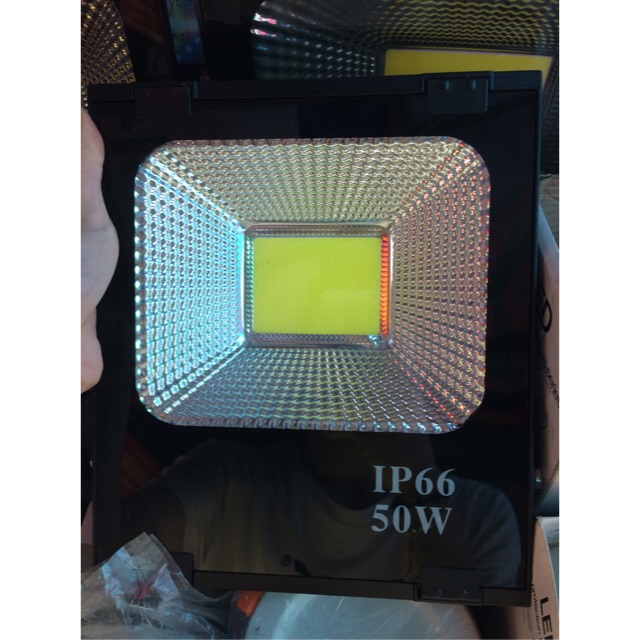 Đèn pha Led IP66 50W 220V