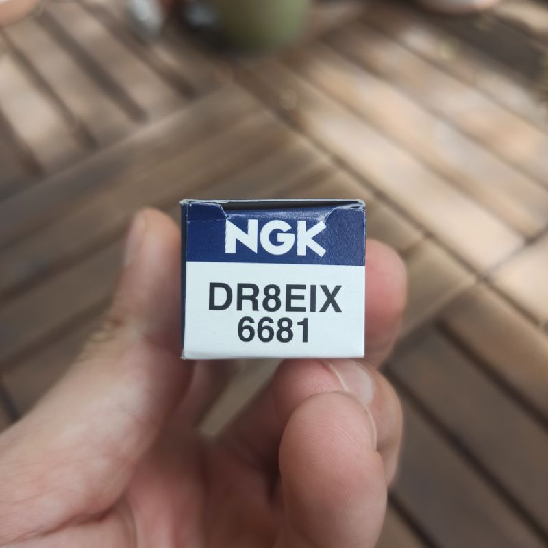 Bugi NGK iridium - DR8EIX