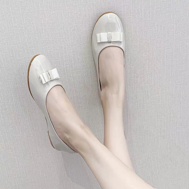 Giày bệt nơ da bóng 160k | BigBuy360 - bigbuy360.vn