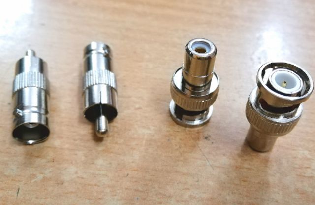 Đầu chuyển đổi jack BNC ra jack RCA hoa sen