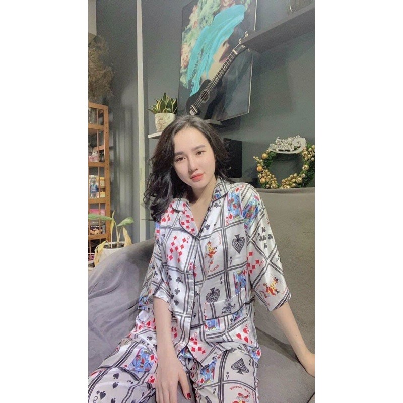 pijama hoạ tiết lá bài