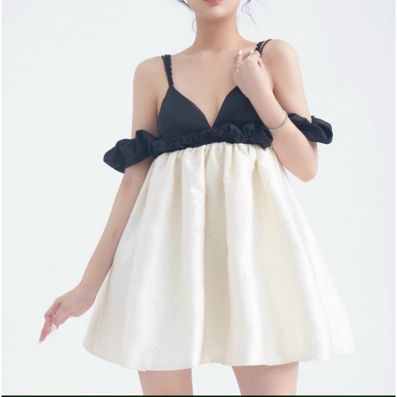 Đầm xoè 2 dây nhún thun eo, tay bèo dây vai gắn ren sexy sang chảnh