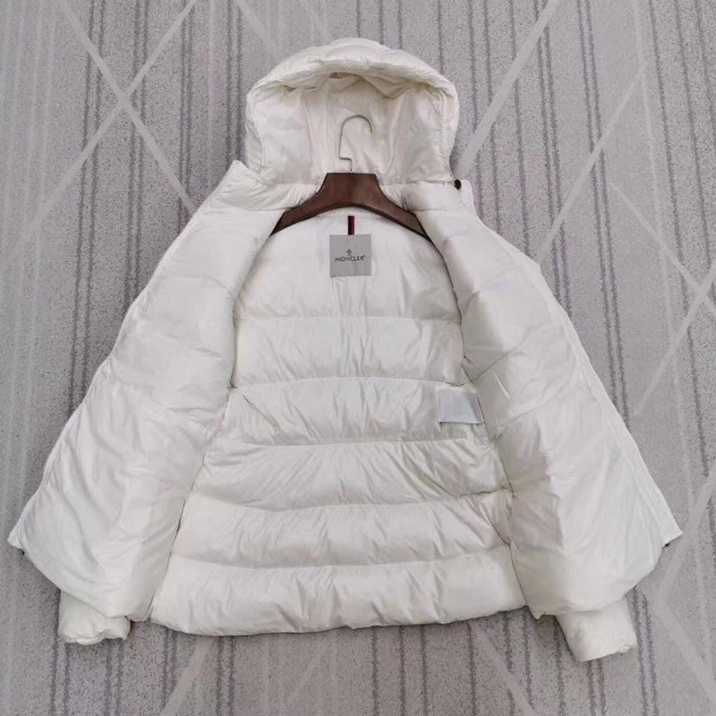 Áo khoác phao lông vũ mon cle