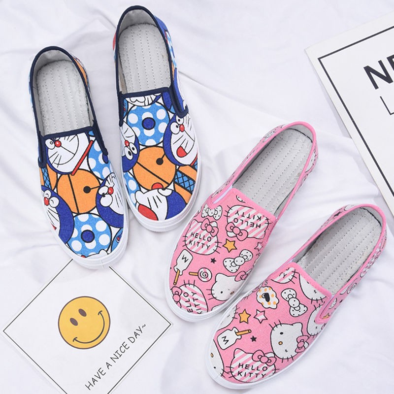 DORAEMON Giày Lười Vải Canvas In Hình Mèo Hello Kitty / Doremon Đáng Yêu Cho Nữ