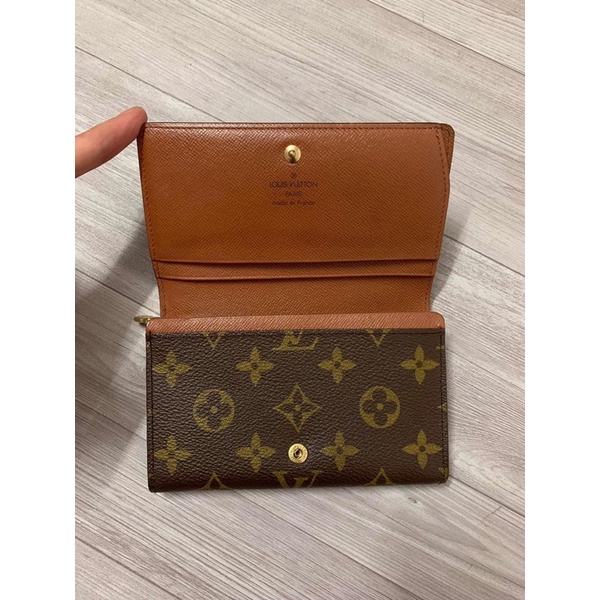 Combo 3 món (2 Vi nữ LV + 1 thắt lưng D&G)