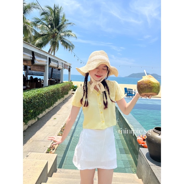 Áo Kiểu Form Croptop Cổ V Cài Nút Dọc Tay Ngắn Màu Pastel Minipie