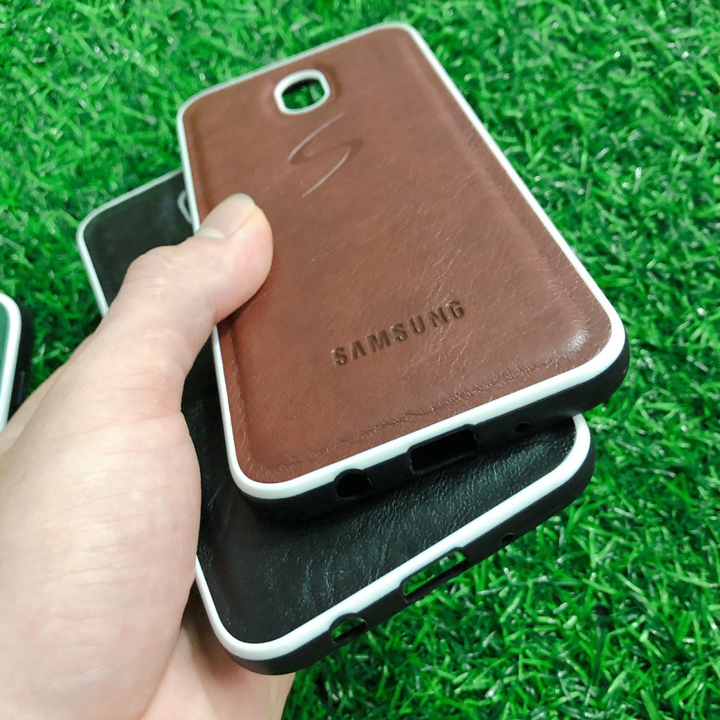 Ốp lưng Samsung J7pro giả da lưng cứng viền trắng in logo hãng