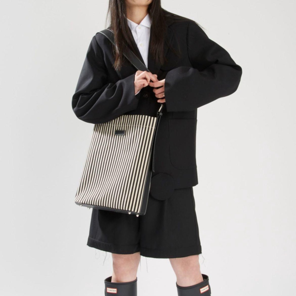 ۞✻Túi Xách Cỡ Lớn Phối Thắt Lưng Họa Tiết Kẻ Sọc Thời Trang