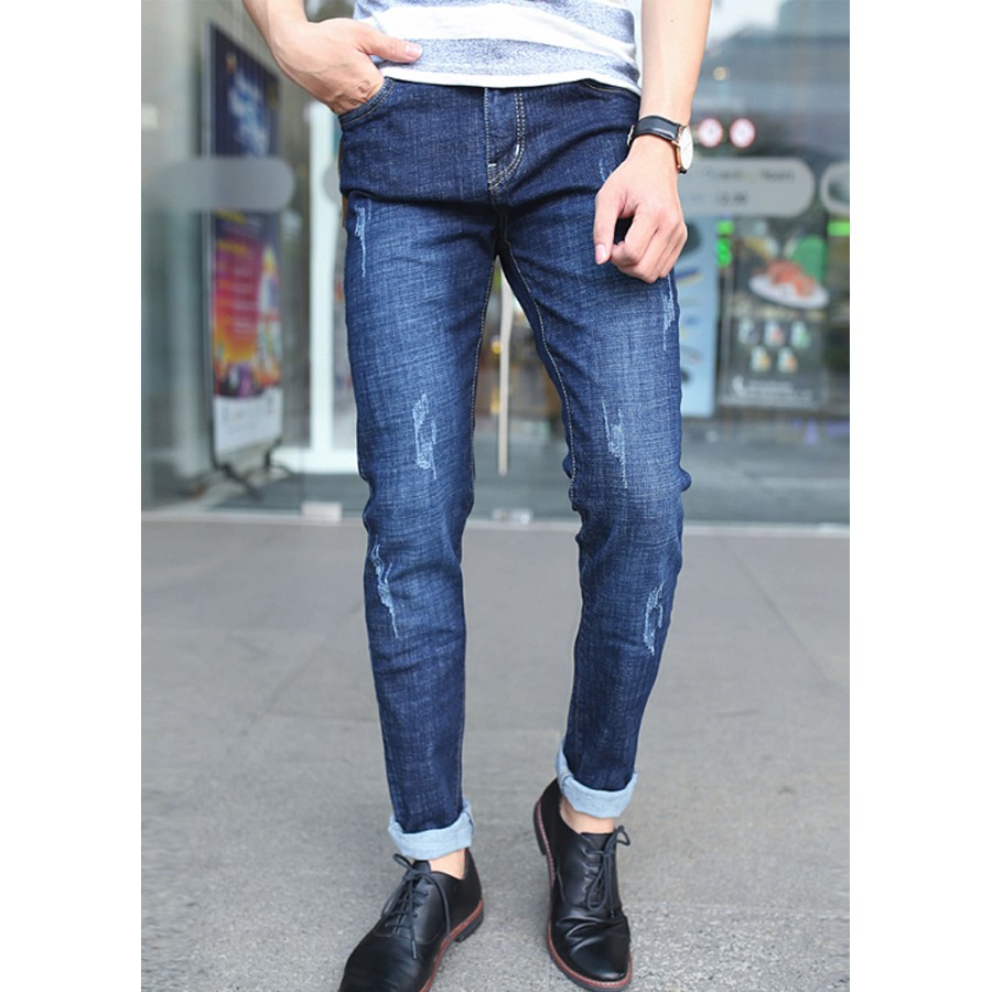 Quần Jeans Nam Dáng Ôm Màu Xanh Đậm Cào Nhẹ