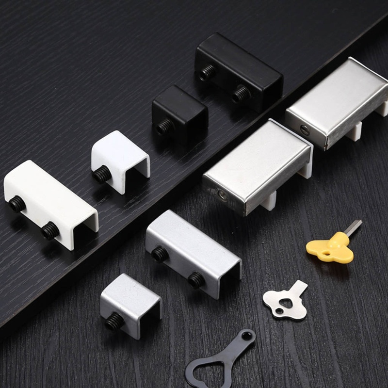 Khóa Cửa Sổ Dạng Trượt An Toàn Cho Bé