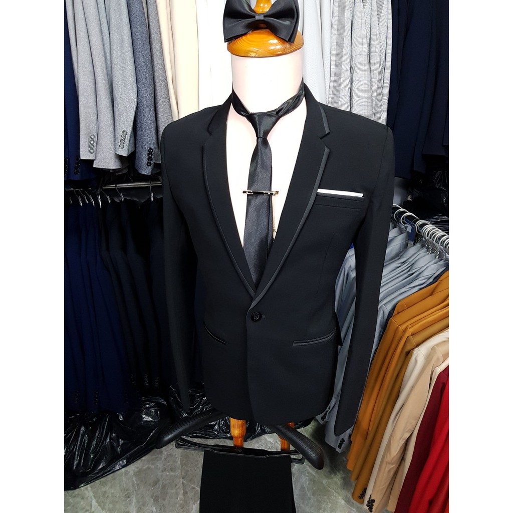 Bộ vest nam ôm body chất vải dày mịn co giãn màu đen kiểu viền đen + phụ kiện cà vạt kẹp nơ