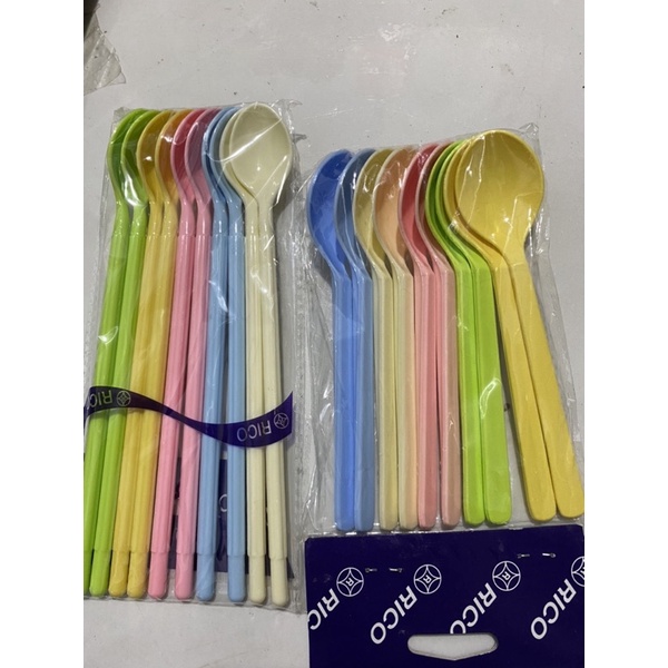 Thìa nhựa phíp cho bé (giao màu ngẫu nhiên)