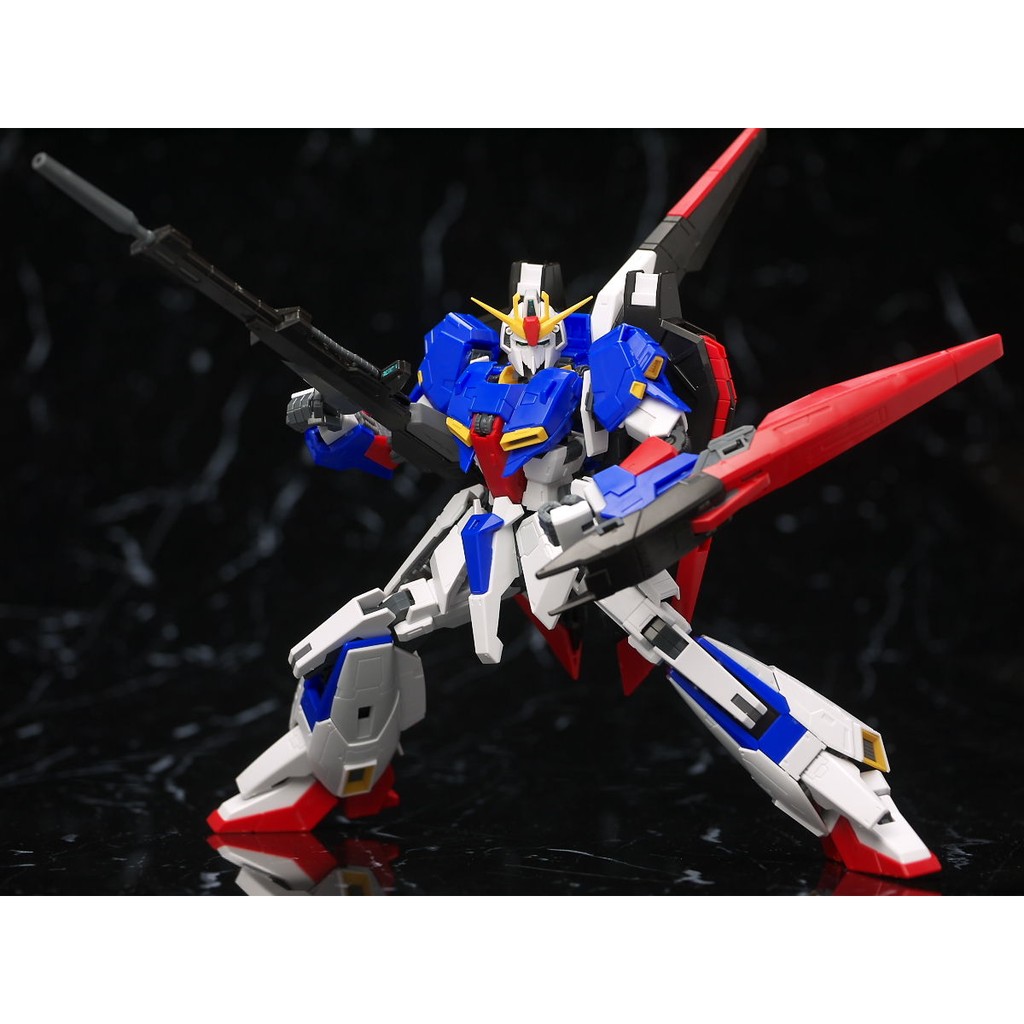 Mô Hình Gundam Bandai RG 10 Zeta Gundam 1/144 Z Gundam [GDB] [BRG]