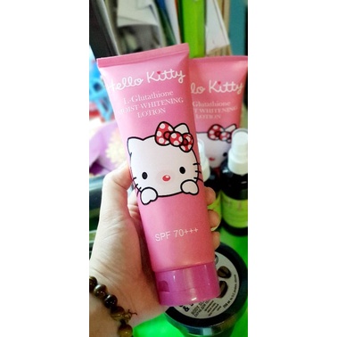 Kem dưỡng trắng da Hello Kitty L Glutathione Moist Whitening Lotion SPF70+++ 300ml