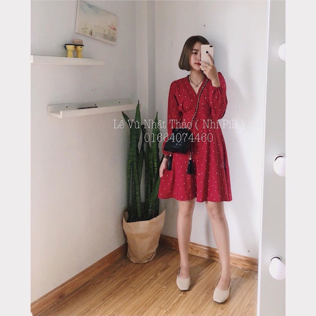 Váy bị khuy bọc