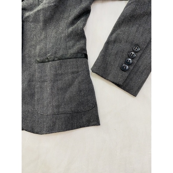 Áo vest viền đen Ninomaxx (Size S) - Thanh lý vnxk